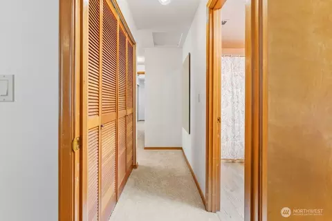 Entry Way - 1800 Mill Creek Rd SE #12A, Mill Creek, WA 98012 photo 5 of 5
