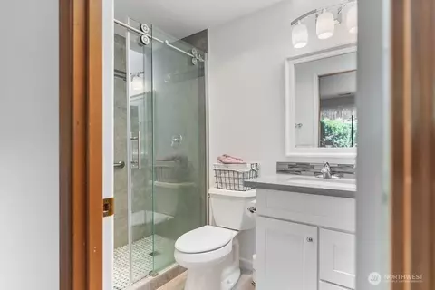 Bath - 1800 Mill Creek Rd SE #12A, Mill Creek, WA 98012 photo 1 of 2