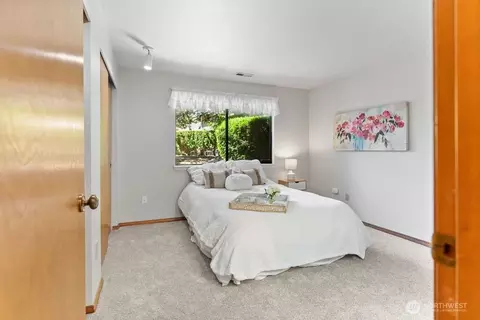 Bedroom - 1800 Mill Creek Rd SE #12A, Mill Creek, WA 98012 photo 1 of 3