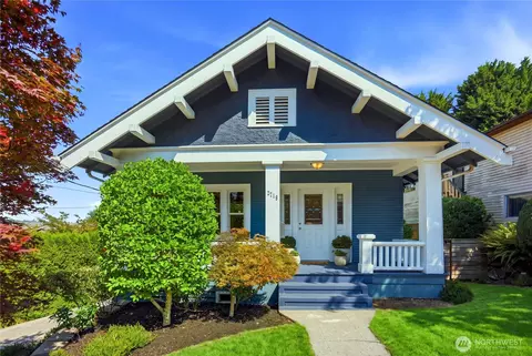 2716 Warren Ave N, Seattle, WA 98109