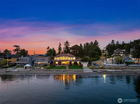 3705 SW 171st St, Burien, WA 98166