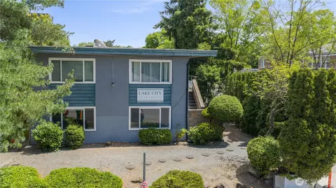 2600 NE 125th St, Seattle, WA 98125