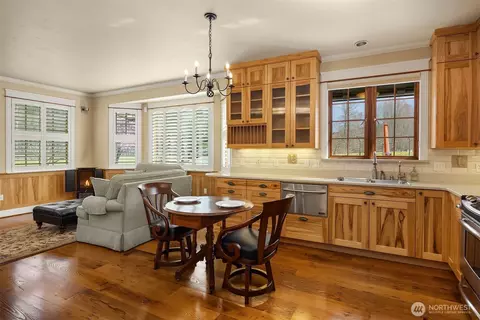 Kitchen - 231 River Run Rd, Sequim, WA 98382 photo 4 of 5