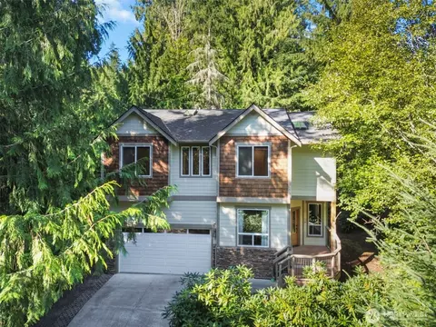 16 Plum Ln, Bellingham, WA 98229