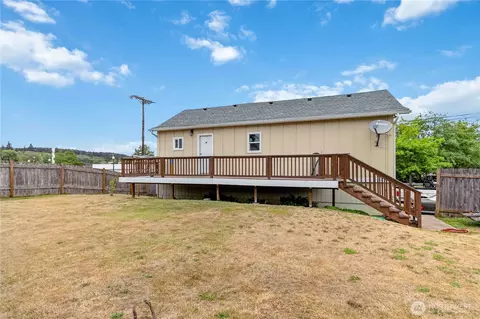 131 E Mommsen St, Mccleary, WA 98557