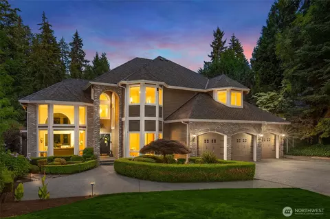 8220 228th St SE, Woodinville, WA 98072