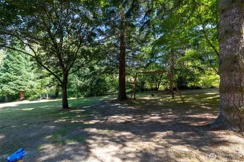 Exterior - 237 Frogner Rd, Chehalis, WA 98532 photo 5 of 10