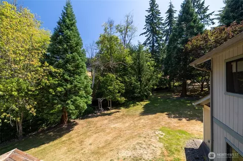 Exterior - 237 Frogner Rd, Chehalis, WA 98532 photo 3 of 10