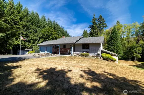 Exterior - 237 Frogner Rd, Chehalis, WA 98532 photo 4 of 10