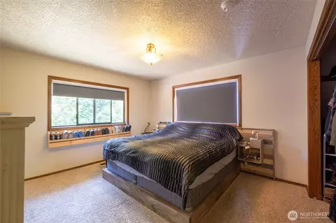 Bedroom - 237 Frogner Rd, Chehalis, WA 98532 photo 1 of 4