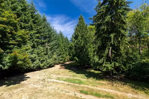 Exterior - 237 Frogner Rd, Chehalis, WA 98532 photo 2 of 10