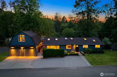 1109 Lewis Ln SE, Issaquah, WA 98027