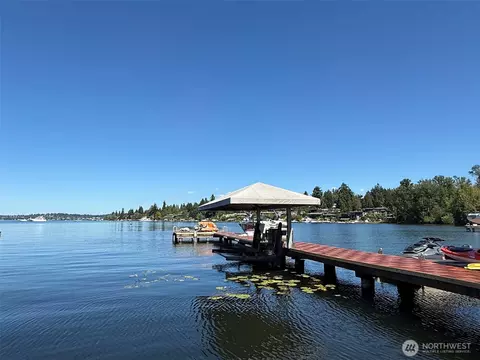 3216 Hunts Point Rd, Hunts Point, WA 98004