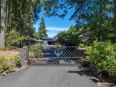 Exterior - 160 Devereese Rd, Chehalis, WA 98532 photo 7 of 10