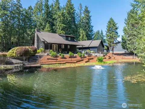 Exterior - 160 Devereese Rd, Chehalis, WA 98532 photo 6 of 10