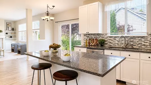 Kitchen - 3927 138th St SE, Mill Creek, WA 98012 photo 1 of 3
