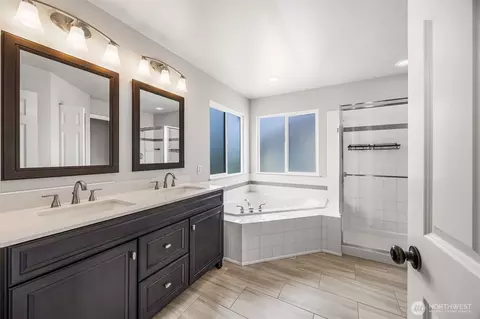 Bath - 3927 138th St SE, Mill Creek, WA 98012 photo 1 of 4