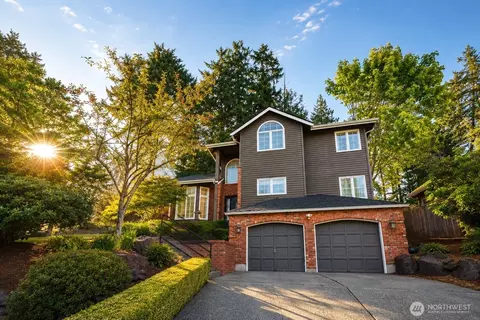 1010 106th Ave SE, Bellevue, WA 98004