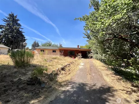 904 12 Vista Rd, Ellensburg, WA 98926