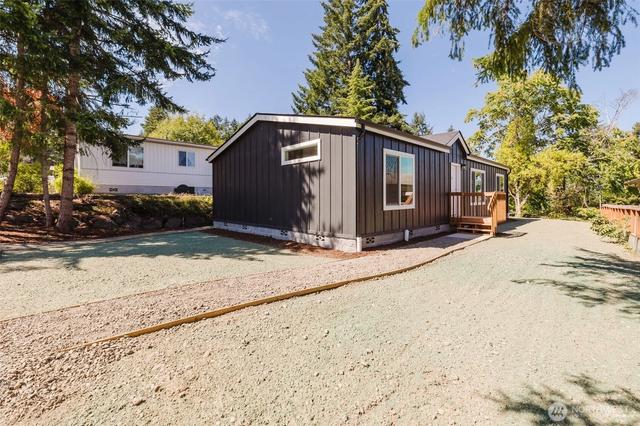 5212 5th St, Bremerton, WA 98312