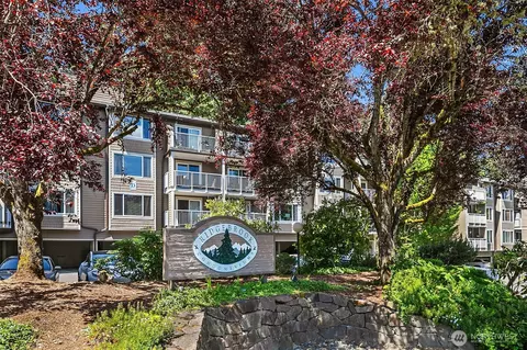 206 Mountain Park Blvd SW #D203, Issaquah, WA 98027