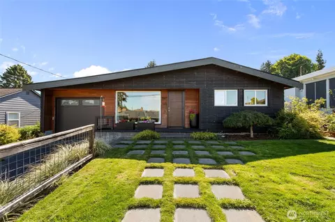 927 NW 105th St, Seattle, WA 98177