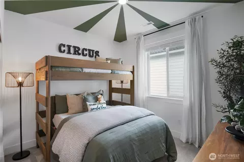 Bedroom - 648 Sunbeam Pl, Sequim, WA 98382 photo 3 of 4