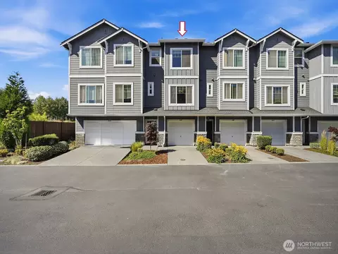 Exterior - 3005 34th Pl, Everett, WA 98201 photo 6 of 8