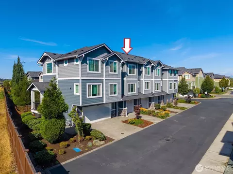 Exterior - 3005 34th Pl, Everett, WA 98201 photo 5 of 8