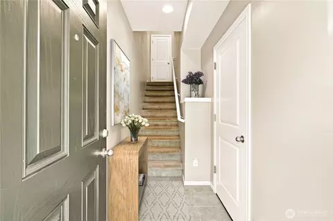 Entry Way - 3005 34th Pl, Everett, WA 98201 photo 1 of 1