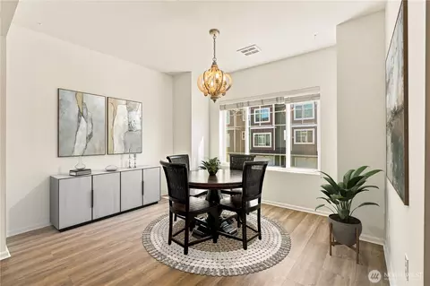 Dining - 3005 34th Pl, Everett, WA 98201 photo 1 of 2
