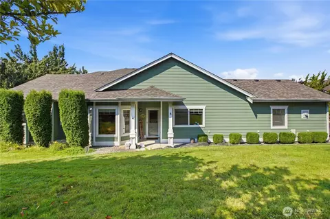 10700 SE 260th St #A101, Kent, WA 98030