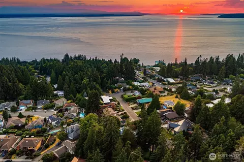 7016 165th Pl SW, Edmonds, WA 98026