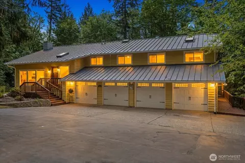 23811 NE 43rd St, Redmond, WA 98053