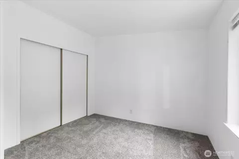 Bedroom - 11100 4th Ave W #4, Everett, WA 98204 photo 7 of 10