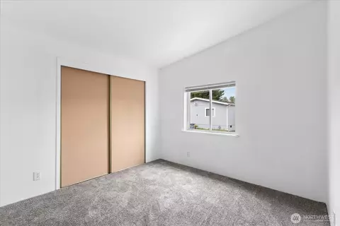 Bedroom - 11100 4th Ave W #4, Everett, WA 98204 photo 8 of 10