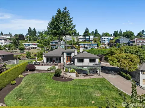 1107 51st St NE, Tacoma, WA 98422