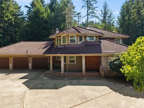 8937 Genesis Ln SE, Port Orchard, WA 98367