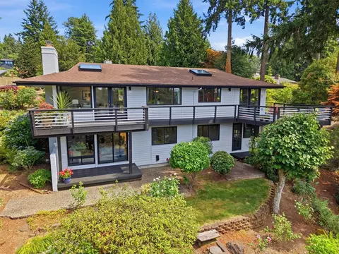 4802 111th Ave NE, Kirkland, WA 98033