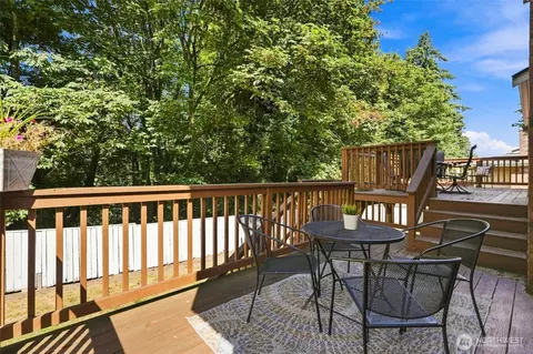 Exterior - 10704 44th Ave SE, Everett, WA 98208 photo 3 of 7