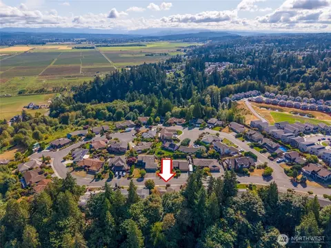 View/Area - 10704 44th Ave SE, Everett, WA 98208 photo 1 of 2