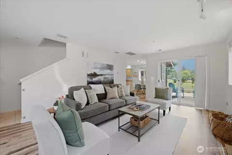 321 SE Orchard Dr #13, North Bend, WA 98045