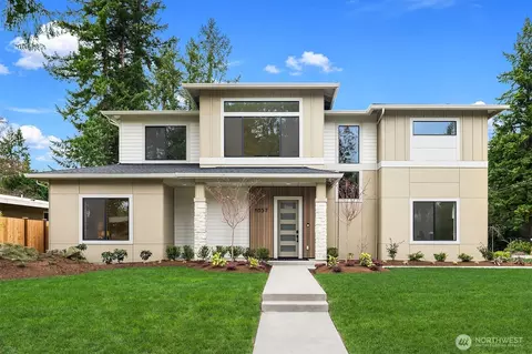 1657 151st Ave SE, Bellevue, WA 98007