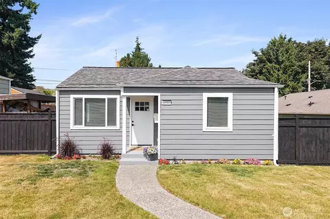 4905 N 30th St, Tacoma, WA 98407
