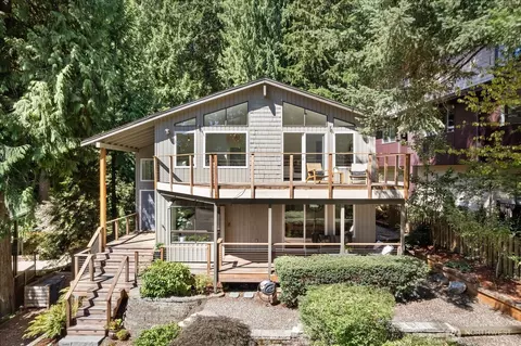2035 W Lake Sammamish Pkwy SE, Bellevue, WA 98008