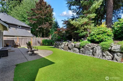 Exterior - 16023 24th Dr SE, Mill Creek, WA 98012 photo 8 of 10