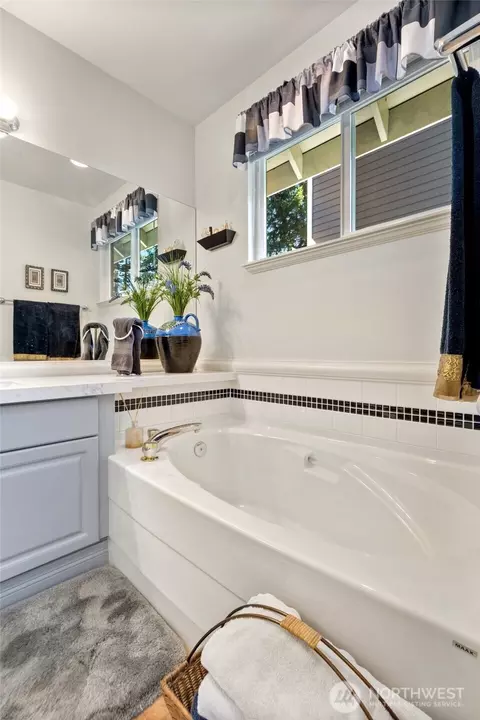 Bath - 16023 24th Dr SE, Mill Creek, WA 98012 photo 2 of 5