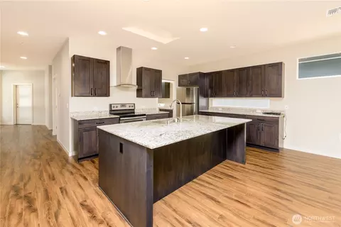 Kitchen - 60 Pinehurst Loop, Sequim, WA 98382 photo 1 of 5