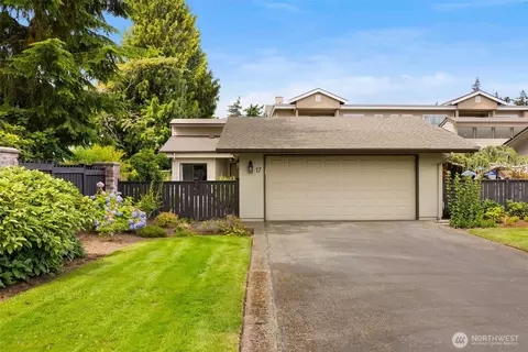 1820 NW 195th St #C17, Shoreline, WA 98177