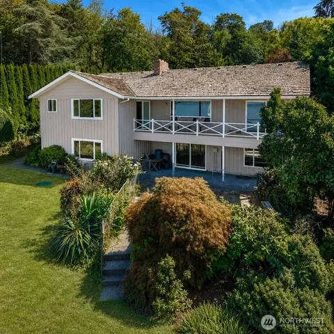 29903 Marine View Dr SW, Federal Way, WA 98023